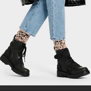 UGG Noe Ankle Boots Black